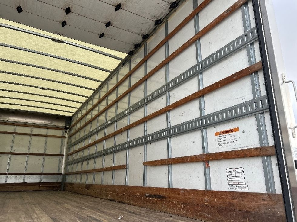Medium Duty Box Truck-Light and Medium Duty Trucks-Freightliner-2022-M2-Katy-TX-126,981\n\t\tmiles-$ 72,250 - Image 12