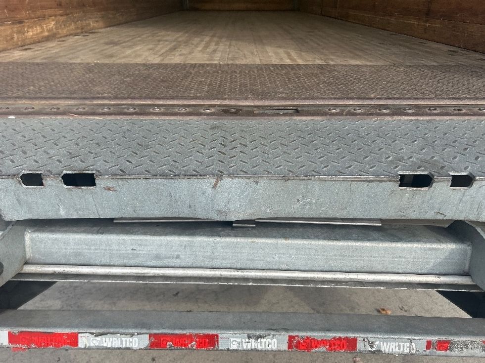 Medium Duty Box Truck-Light and Medium Duty Trucks-Freightliner-2022-M2-Kennesaw-GA-212,274\n\t\tmiles-$ 58,500 - Image 10