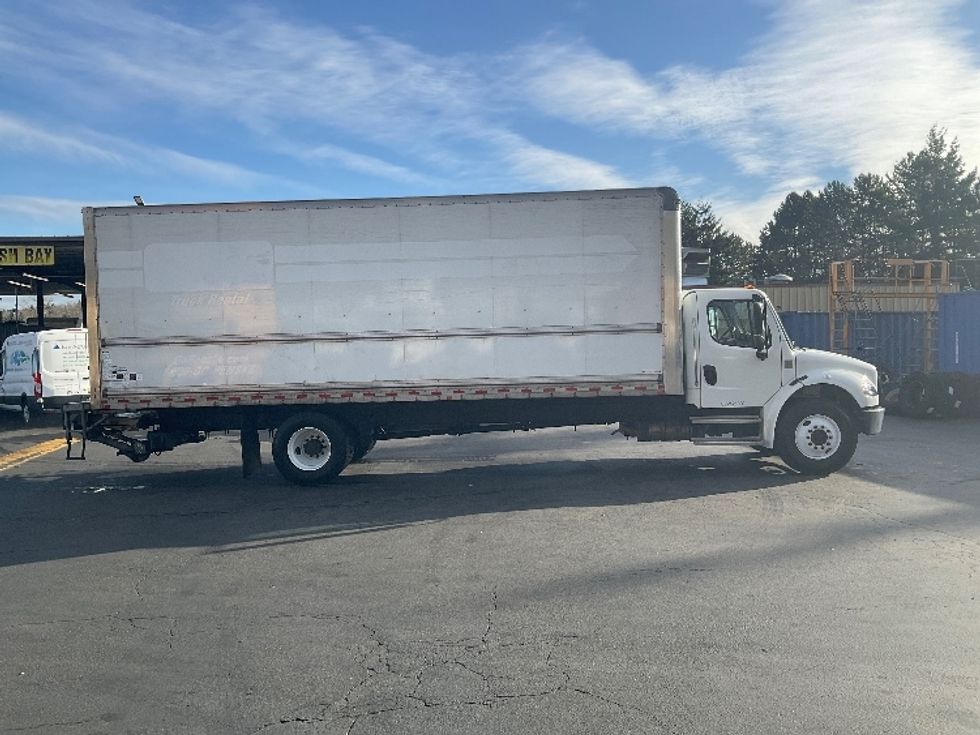 Medium Duty Box Truck-Light and Medium Duty Trucks-Freightliner-2022-M2-Kent-WA-159,483\n\t\tmiles-$ 67,750 - Image 15