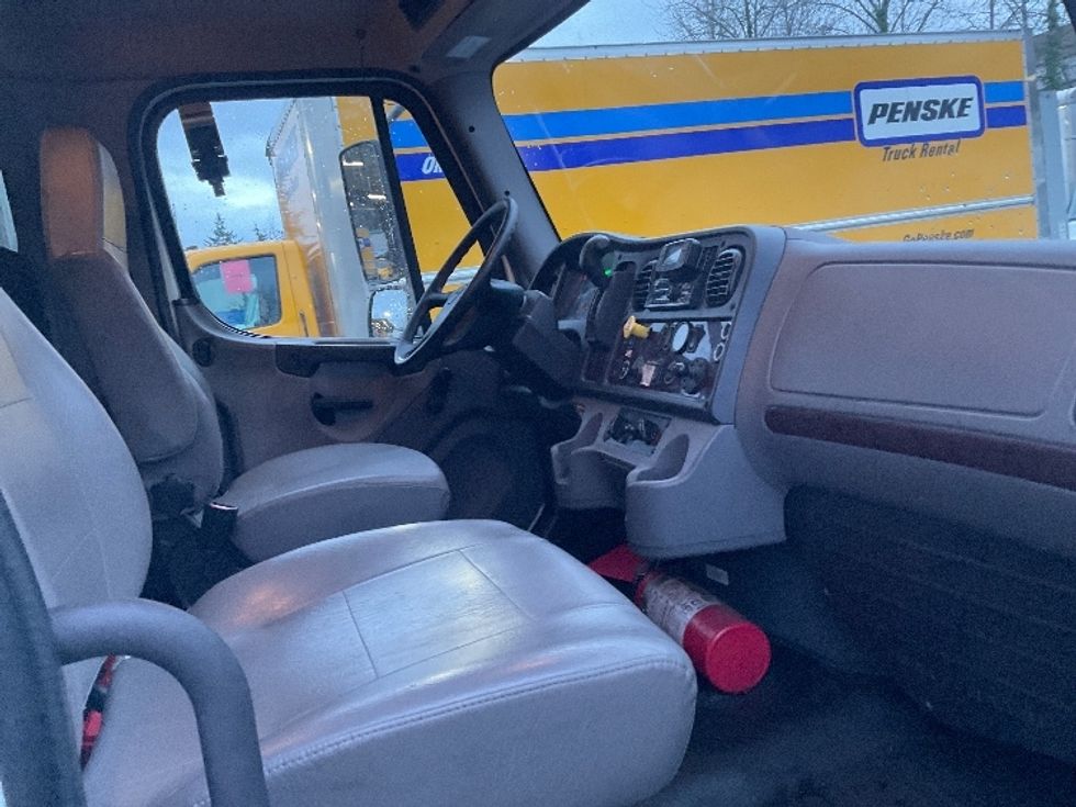 Medium Duty Box Truck-Light and Medium Duty Trucks-Freightliner-2022-M2-Kent-WA-159,483\n\t\tmiles-$ 67,750 - Image 22