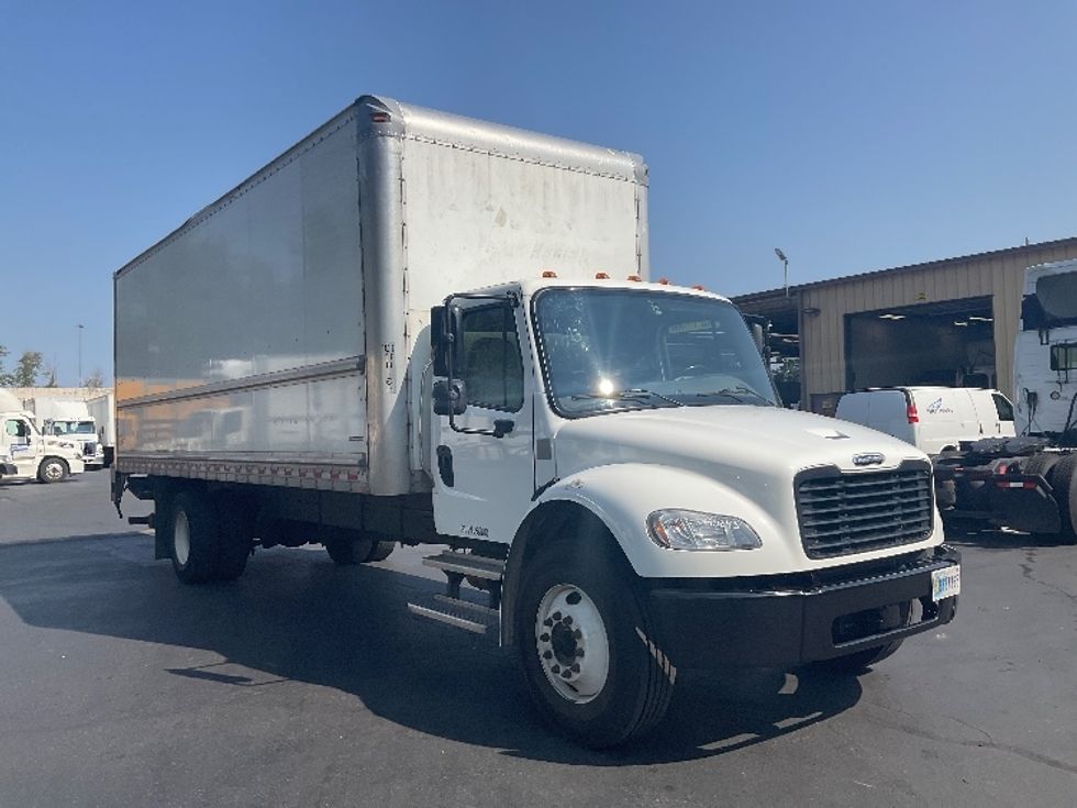 Medium Duty Box Truck-Light and Medium Duty Trucks-Freightliner-2022-M2-Kent-WA-201,169\n\t\tmiles-$ 58,250 - Image 1