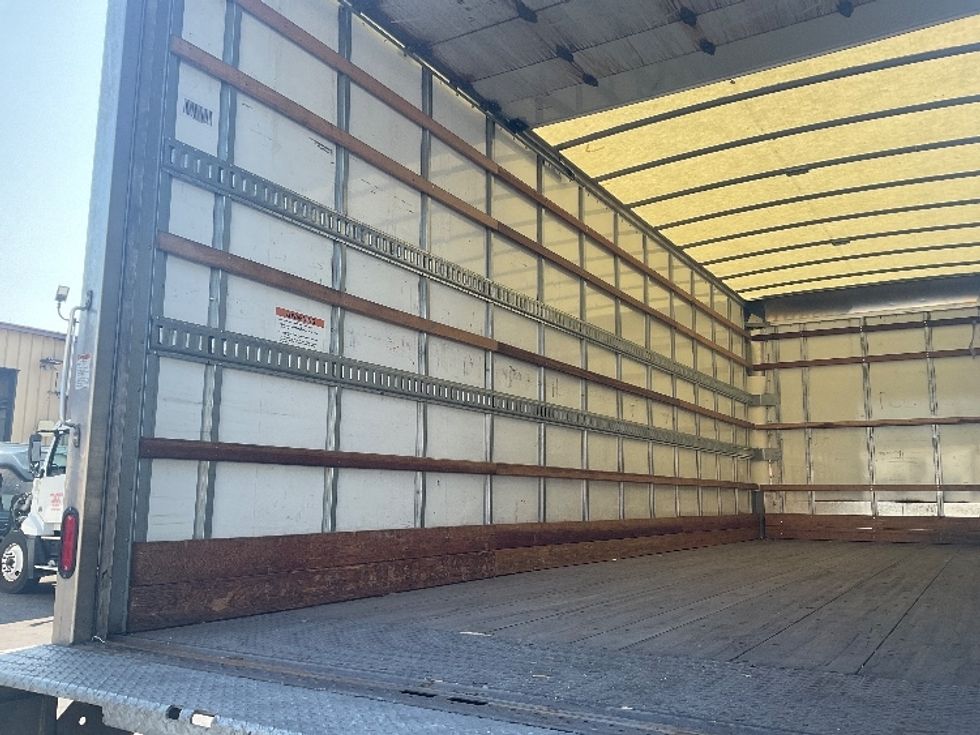 Medium Duty Box Truck-Light and Medium Duty Trucks-Freightliner-2022-M2-Kent-WA-201,169\n\t\tmiles-$ 58,250 - Image 11