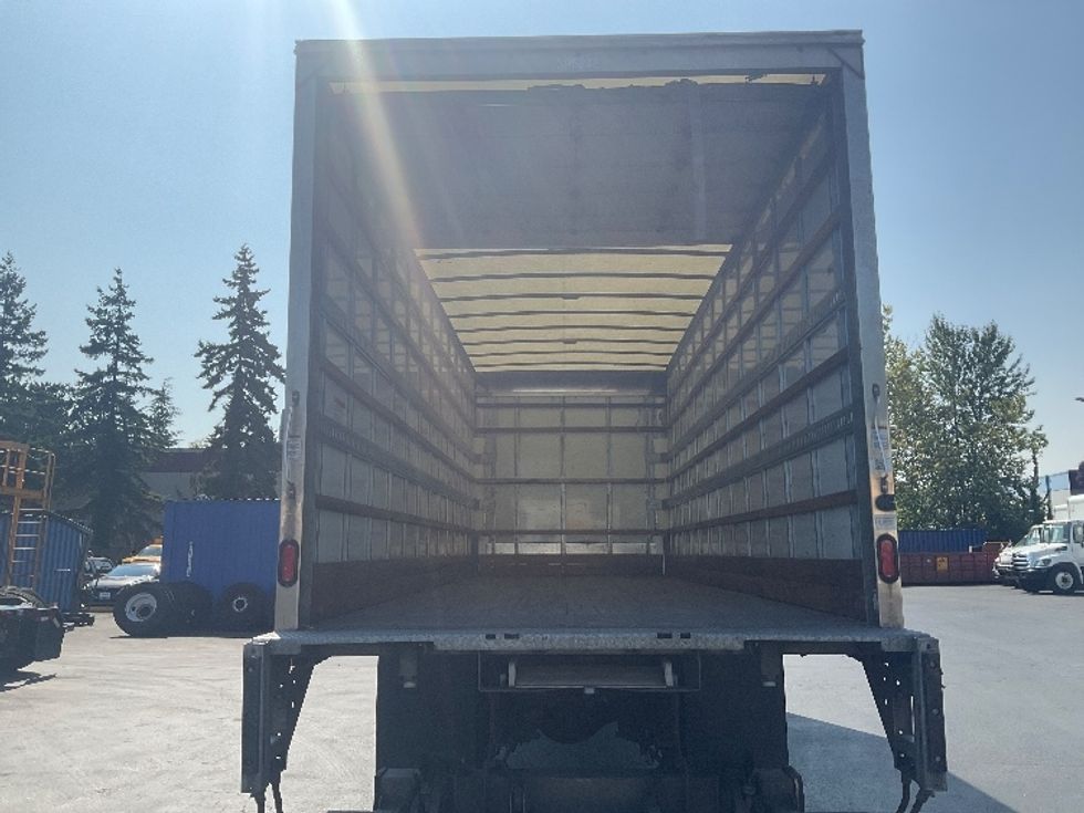 Medium Duty Box Truck-Light and Medium Duty Trucks-Freightliner-2022-M2-Kent-WA-201,169\n\t\tmiles-$ 58,250 - Image 8