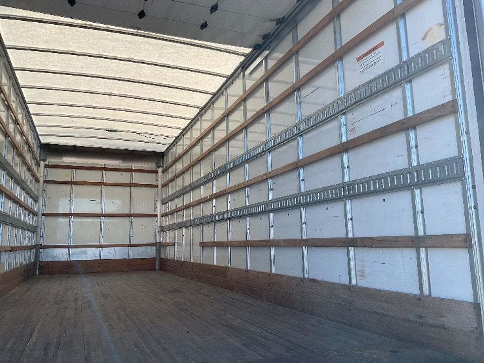Medium Duty Box Truck-Light and Medium Duty Trucks-Freightliner-2022-M2-King Of Prussia-PA-239,108\n\t\tmiles-$ 53,250 - Image 11