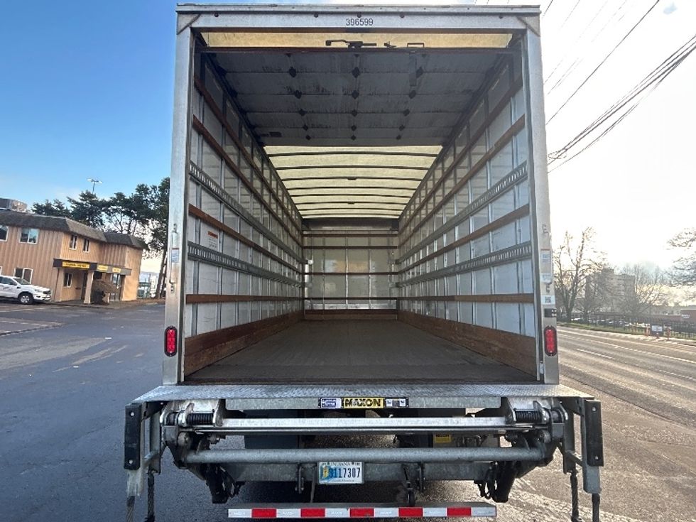 Medium Duty Box Truck-Light and Medium Duty Trucks-Freightliner-2022-M2-La Mirada-CA-79,474\n\t\tmiles-$ 81,000 - Image 8