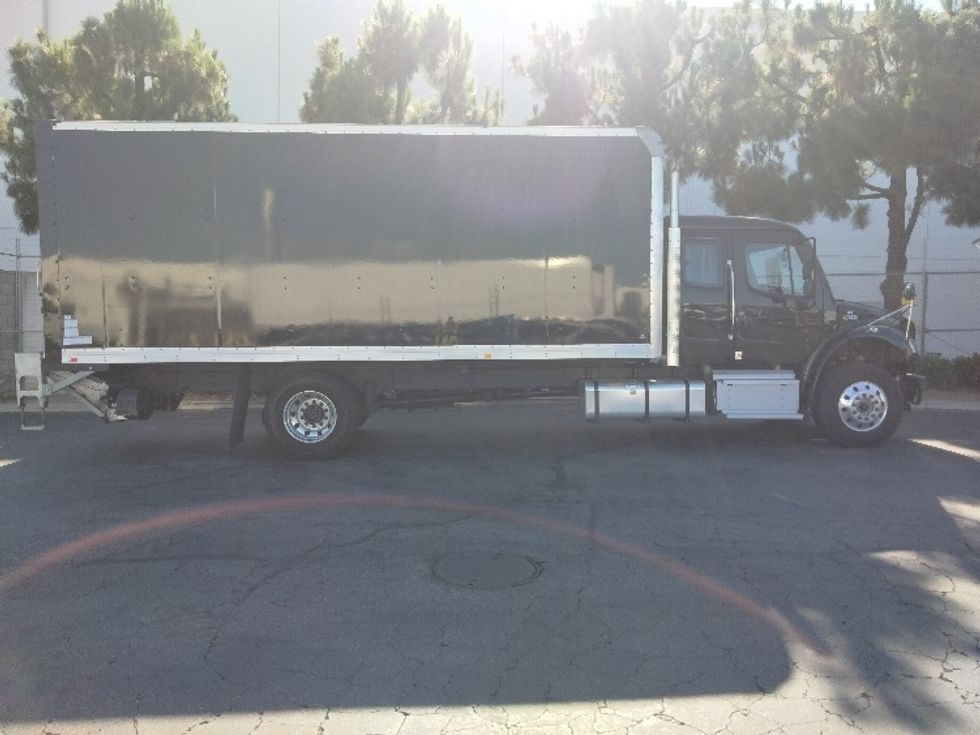 Medium Duty Box Truck-Light and Medium Duty Trucks-Freightliner-2022-M2-La Mirada-CA-83,453\n\t\tmiles-$ 81,750 - Image 15
