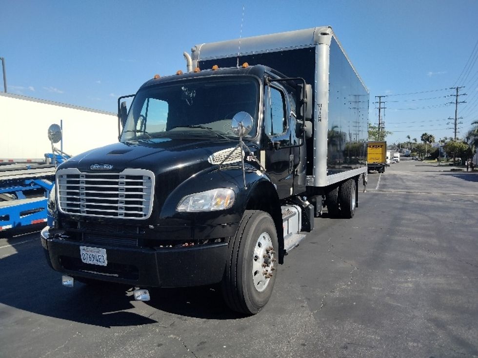 Medium Duty Box Truck-Light and Medium Duty Trucks-Freightliner-2022-M2-La Mirada-CA-83,453\n\t\tmiles-$ 81,750 - Image 3