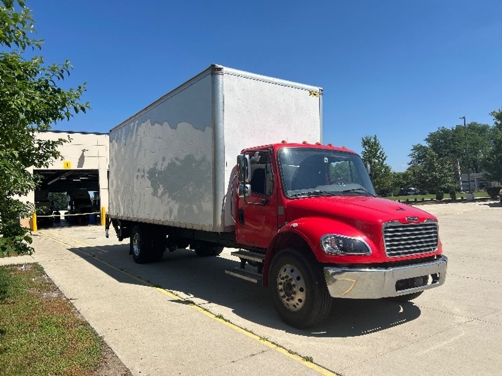 Medium Duty Box Truck-Light and Medium Duty Trucks-Freightliner-2022-M2-La Porte-IN-192,697\n\t\tmiles-$ 58,000 - Image 1
