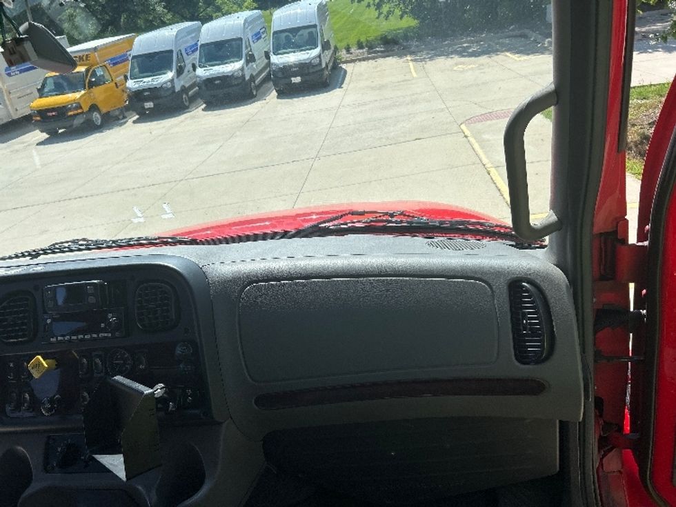 Medium Duty Box Truck-Light and Medium Duty Trucks-Freightliner-2022-M2-La Porte-IN-192,697\n\t\tmiles-$ 58,000 - Image 21