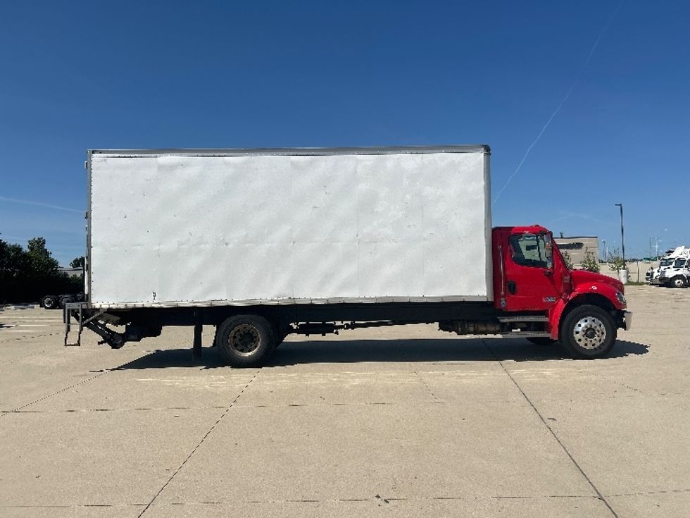 Medium Duty Box Truck-Light and Medium Duty Trucks-Freightliner-2022-M2-La Porte-IN-221,212\n\t\tmiles-$ 49,250 - Image 15