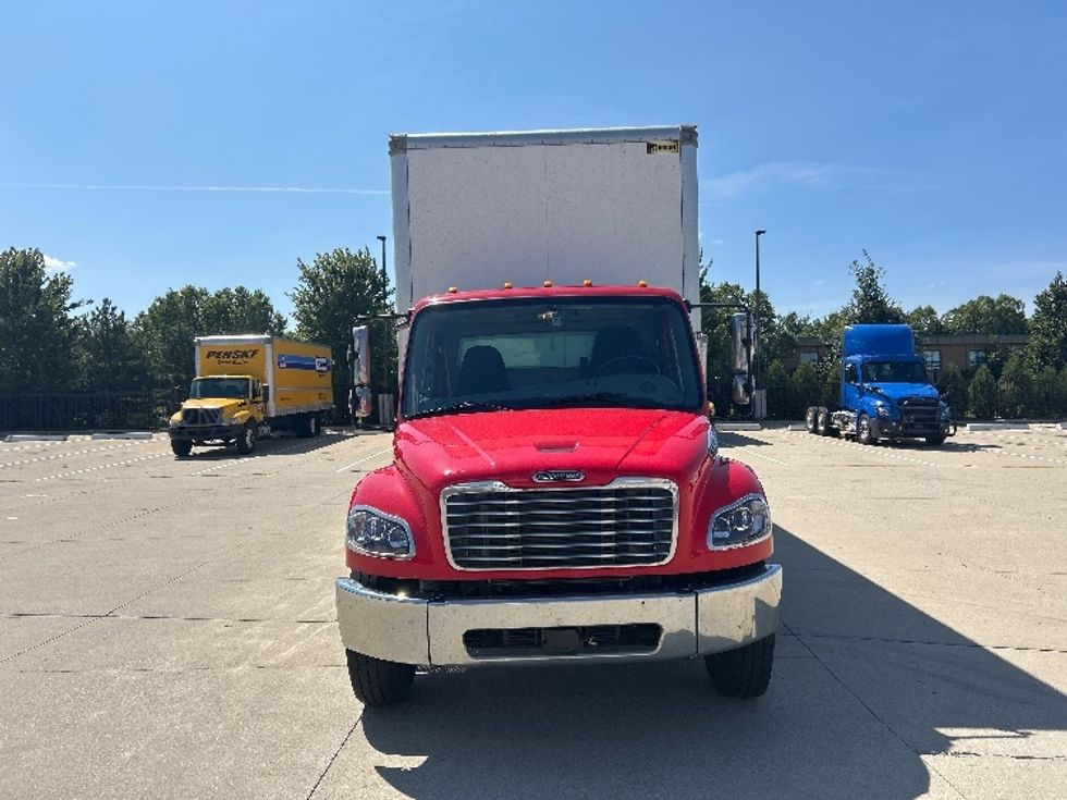 Medium Duty Box Truck-Light and Medium Duty Trucks-Freightliner-2022-M2-La Porte-IN-221,212\n\t\tmiles-$ 49,250 - Image 2