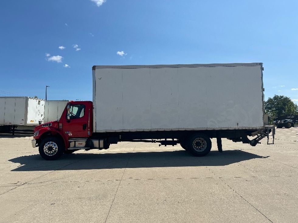 Medium Duty Box Truck-Light and Medium Duty Trucks-Freightliner-2022-M2-La Porte-IN-221,212\n\t\tmiles-$ 49,250 - Image 4