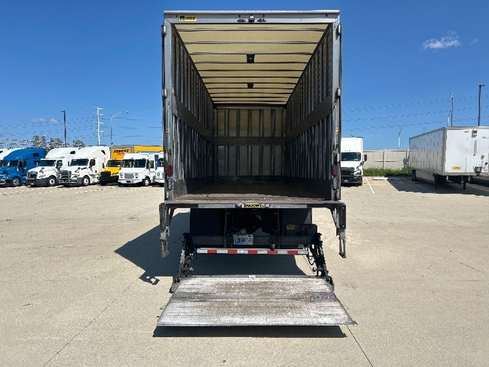 Medium Duty Box Truck-Light and Medium Duty Trucks-Freightliner-2022-M2-La Porte-IN-221,212\n\t\tmiles-$ 49,250 - Image 9