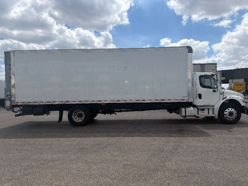 Medium Duty Box Truck-Light and Medium Duty Trucks-Freightliner-2022-M2-La Porte-IN-349,345\n\t\tmiles-$ 22,000 - Image 15