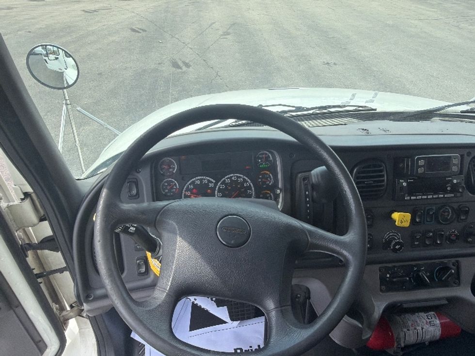 Medium Duty Box Truck-Light and Medium Duty Trucks-Freightliner-2022-M2-La Porte-IN-349,345\n\t\tmiles-$ 22,000 - Image 17
