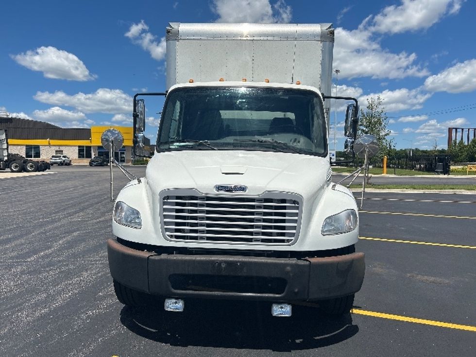 Medium Duty Box Truck-Light and Medium Duty Trucks-Freightliner-2022-M2-La Porte-IN-400,582\n\t\tmiles-$ 26,750 - Image 2
