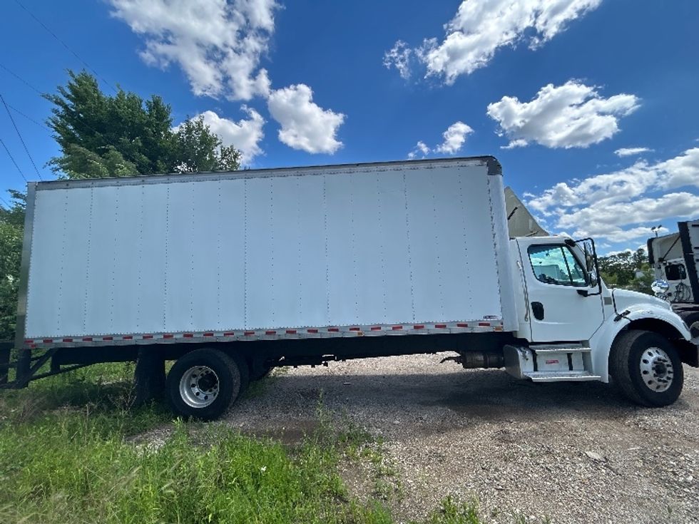 Medium Duty Box Truck-Light and Medium Duty Trucks-Freightliner-2022-M2-La Porte-IN-516,566\n\t\tmiles-$ 26,750 - Image 15