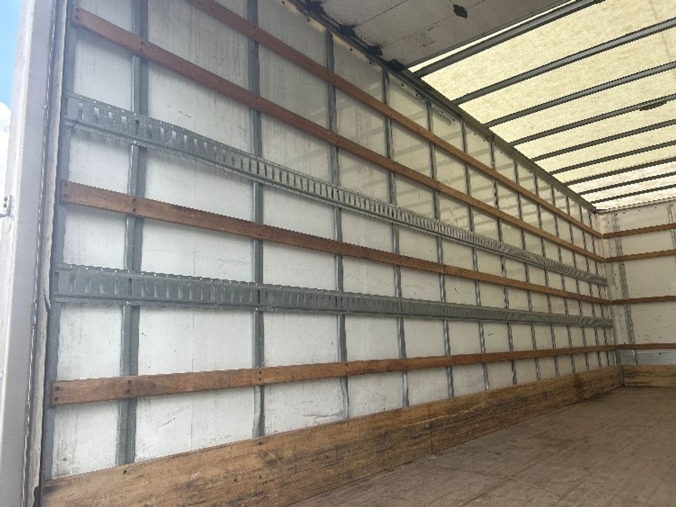 Medium Duty Box Truck-Light and Medium Duty Trucks-Freightliner-2022-M2-Lafayette-LA-236,776\n\t\tmiles-$ 47,500 - Image 9