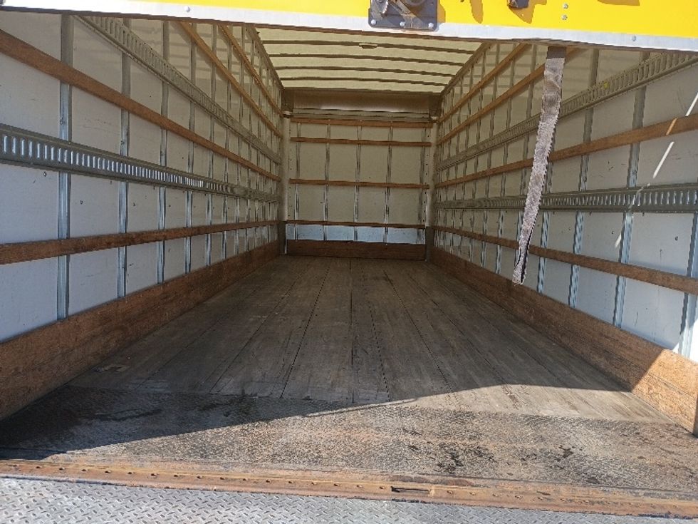 Medium Duty Box Truck-Light and Medium Duty Trucks-Freightliner-2022-M2-Lagrange-GA-100,110\n\t\tmiles-$ 82,750 - Image 10