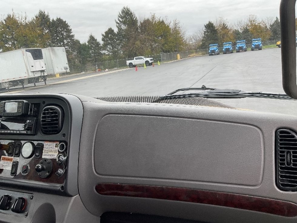 Medium Duty Box Truck-Light and Medium Duty Trucks-Freightliner-2022-M2-Lancaster-PA-128,793\n\t\tmiles-$ 64,000 - Image 21