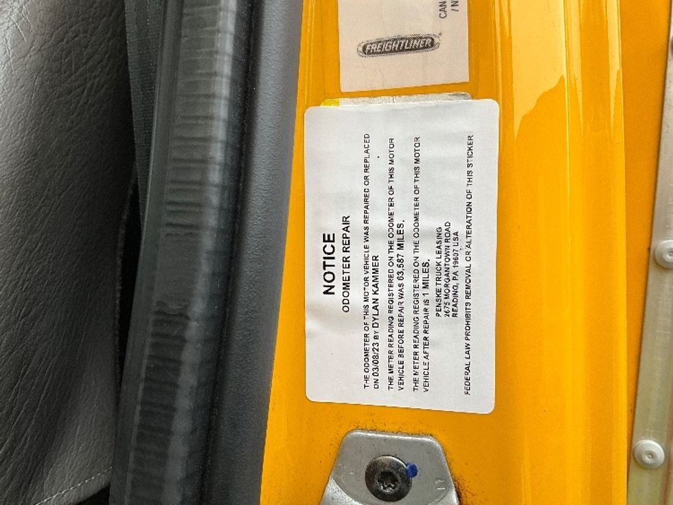 Medium Duty Box Truck-Light and Medium Duty Trucks-Freightliner-2022-M2-Lancaster-PA-128,793\n\t\tmiles-$ 64,000 - Image 25