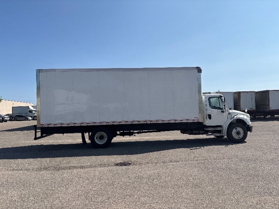 Medium Duty Box Truck-Light and Medium Duty Trucks-Freightliner-2022-M2-Lansing-MI-14,217\n\t\tmiles-$ 77,750 - Image 15