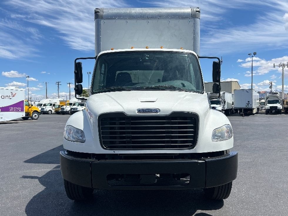 Medium Duty Box Truck-Light and Medium Duty Trucks-Freightliner-2022-M2-Las Vegas-NV-167,883\n\t\tmiles-$ 66,250 - Image 2