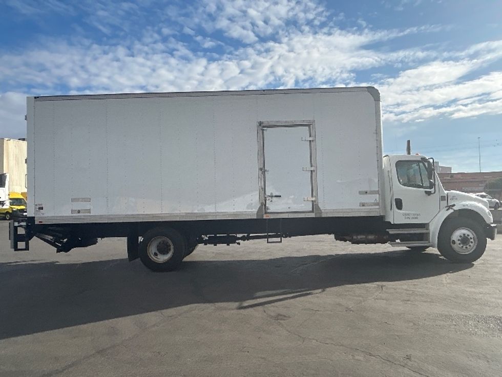 Medium Duty Box Truck-Light and Medium Duty Trucks-Freightliner-2022-M2-Las Vegas-NV-281,719\n\t\tmiles-$ 43,000 - Image 15