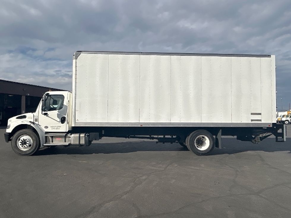 Medium Duty Box Truck-Light and Medium Duty Trucks-Freightliner-2022-M2-Las Vegas-NV-281,719\n\t\tmiles-$ 43,000 - Image 4