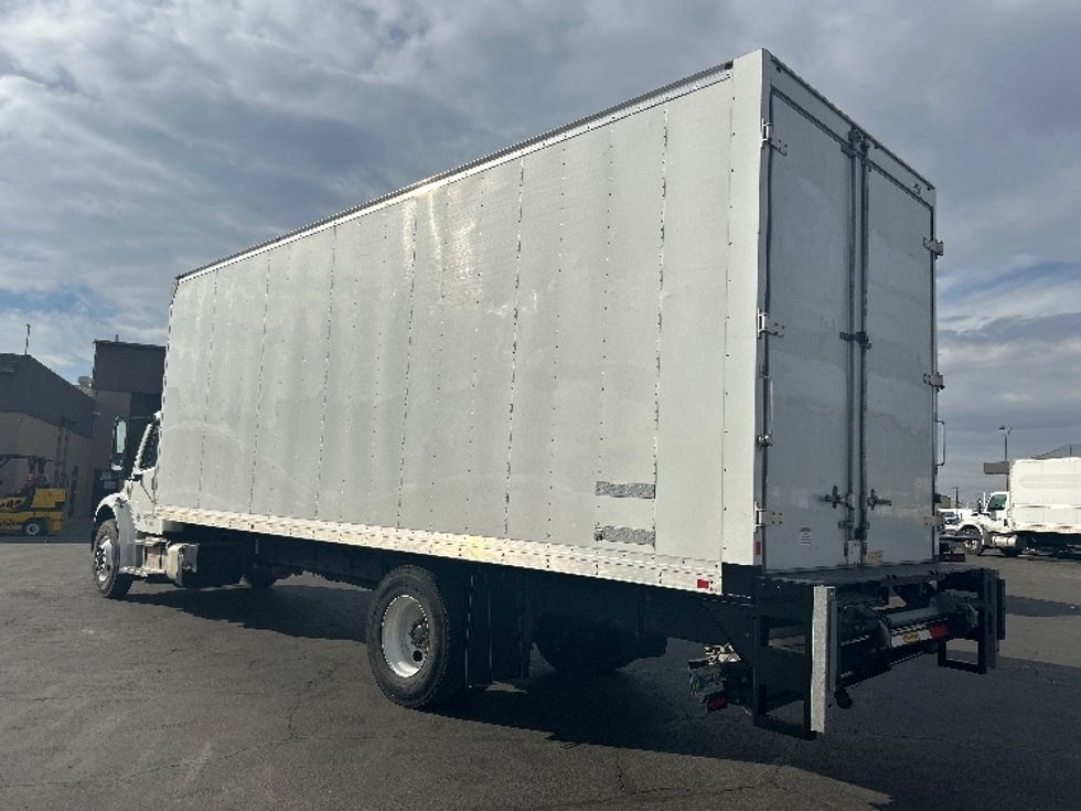 Medium Duty Box Truck-Light and Medium Duty Trucks-Freightliner-2022-M2-Las Vegas-NV-281,719\n\t\tmiles-$ 43,000 - Image 6