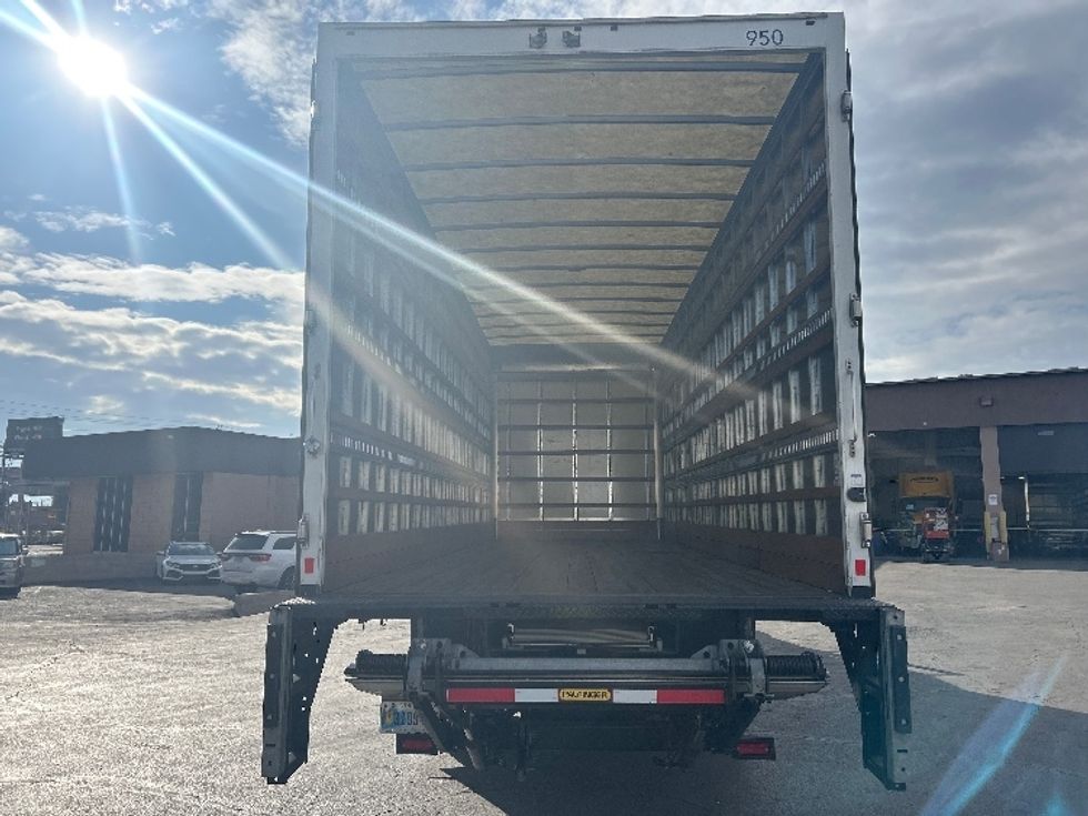Medium Duty Box Truck-Light and Medium Duty Trucks-Freightliner-2022-M2-Las Vegas-NV-281,719\n\t\tmiles-$ 43,000 - Image 8