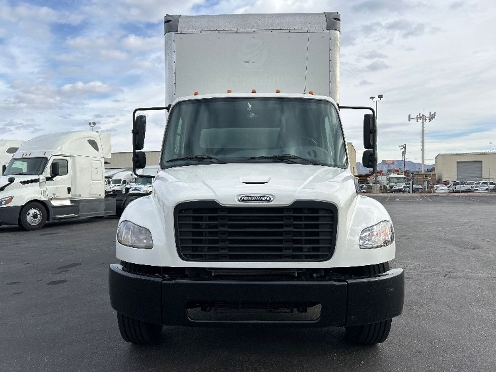 Medium Duty Box Truck-Light and Medium Duty Trucks-Freightliner-2022-M2-Las Vegas-NV-305,448\n\t\tmiles-$ 38,250 - Image 2