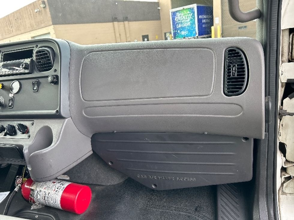 Medium Duty Box Truck-Light and Medium Duty Trucks-Freightliner-2022-M2-Las Vegas-NV-305,448\n\t\tmiles-$ 38,250 - Image 21