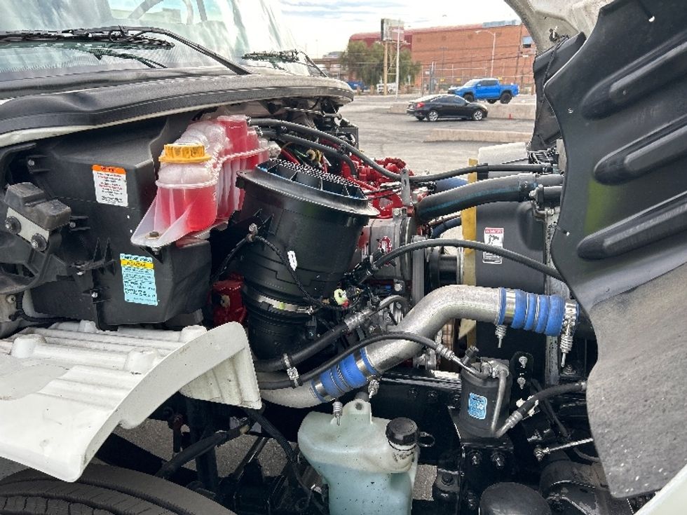 Medium Duty Box Truck-Light and Medium Duty Trucks-Freightliner-2022-M2-Las Vegas-NV-305,448\n\t\tmiles-$ 38,250 - Image 23