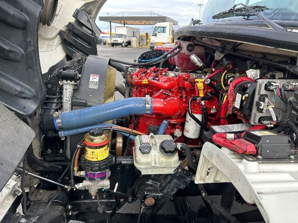 Medium Duty Box Truck-Light and Medium Duty Trucks-Freightliner-2022-M2-Las Vegas-NV-305,448\n\t\tmiles-$ 38,250 - Image 24