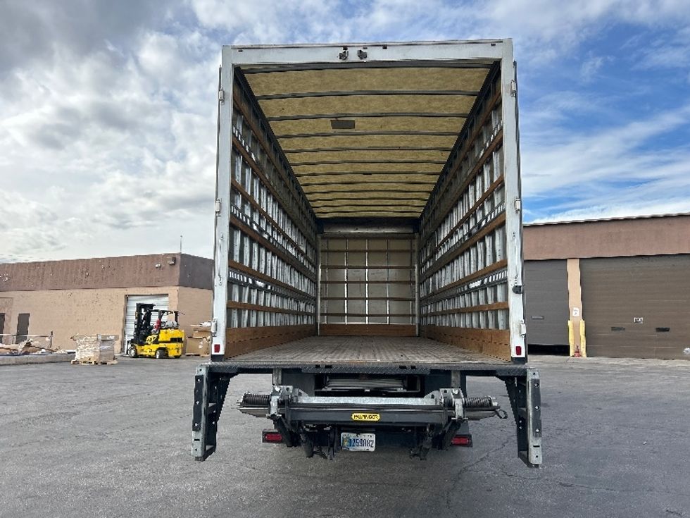 Medium Duty Box Truck-Light and Medium Duty Trucks-Freightliner-2022-M2-Las Vegas-NV-305,448\n\t\tmiles-$ 38,250 - Image 8