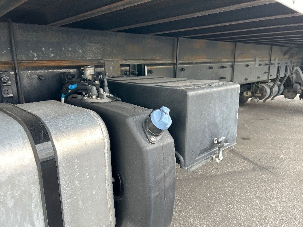 Medium Duty Box Truck-Light and Medium Duty Trucks-Freightliner-2022-M2-Las Vegas-NV-365,555\n\t\tmiles-$ 26,750 - Image 5