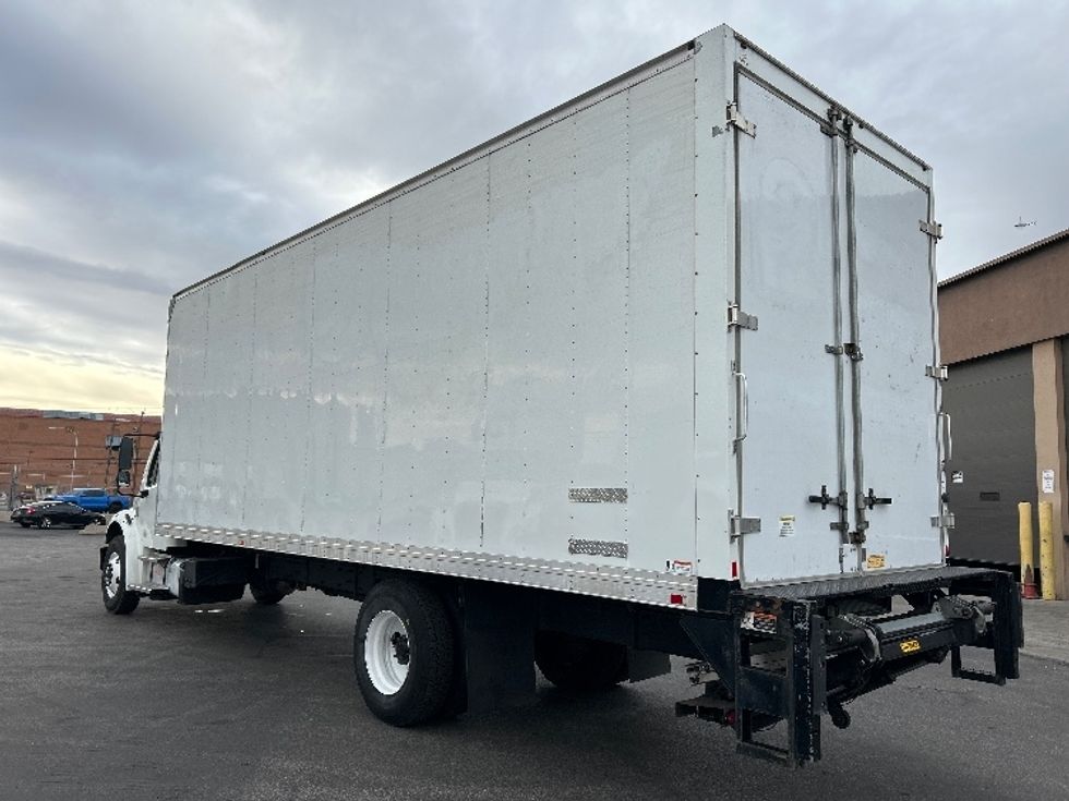 Medium Duty Box Truck-Light and Medium Duty Trucks-Freightliner-2022-M2-Las Vegas-NV-365,555\n\t\tmiles-$ 26,750 - Image 6