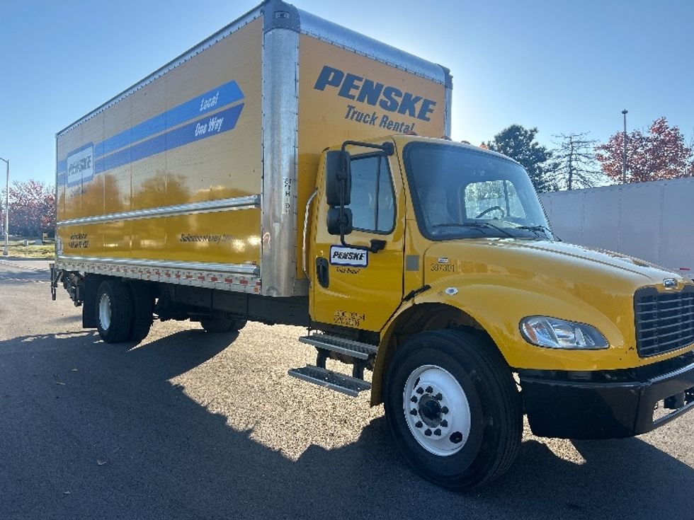 Medium Duty Box Truck-Light and Medium Duty Trucks-Freightliner-2022-M2-Lenexa-KS-245,154\n\t\tmiles-$ 45,750 - Image 1