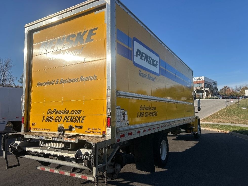 Medium Duty Box Truck-Light and Medium Duty Trucks-Freightliner-2022-M2-Lenexa-KS-245,154\n\t\tmiles-$ 45,750 - Image 13