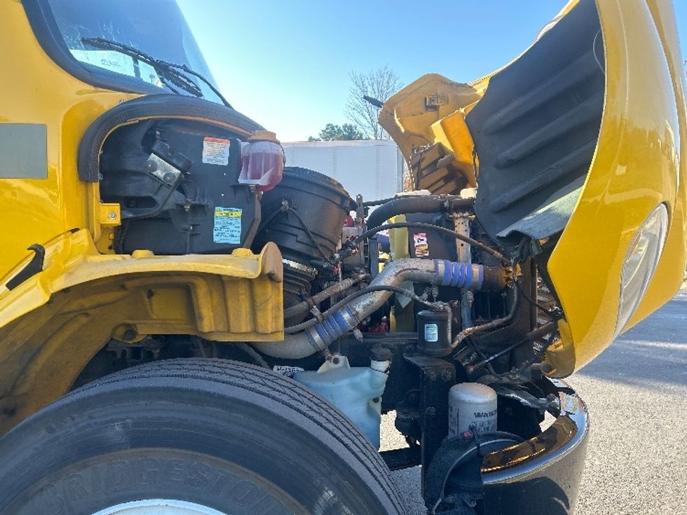 Medium Duty Box Truck-Light and Medium Duty Trucks-Freightliner-2022-M2-Lenexa-KS-245,154\n\t\tmiles-$ 45,750 - Image 23