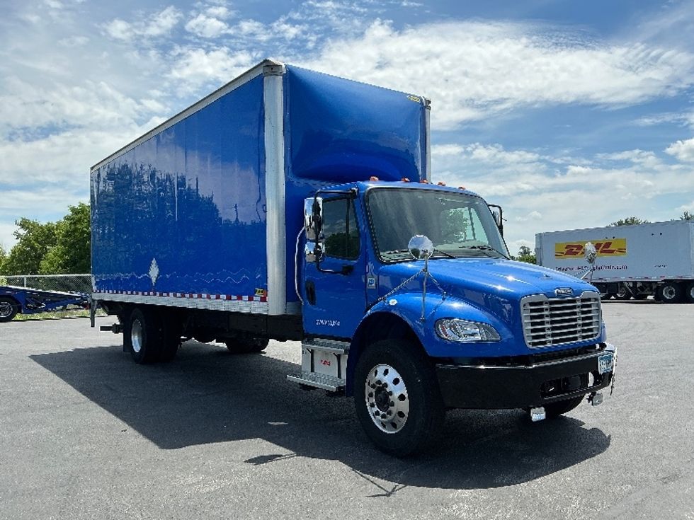 Medium Duty Box Truck-Light and Medium Duty Trucks-Freightliner-2022-M2-Lexington-KY-117,621\n\t\tmiles-$ 65,000 - Image 1