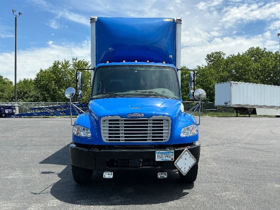 Medium Duty Box Truck-Light and Medium Duty Trucks-Freightliner-2022-M2-Lexington-KY-117,621\n\t\tmiles-$ 65,000 - Image 2