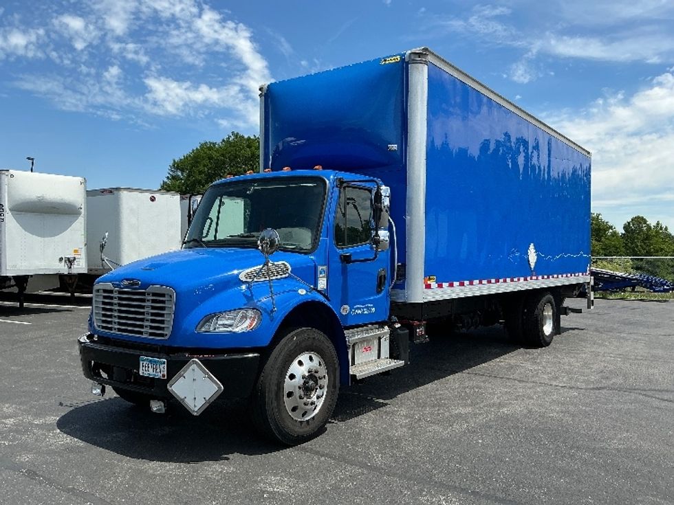 Medium Duty Box Truck-Light and Medium Duty Trucks-Freightliner-2022-M2-Lexington-KY-117,621\n\t\tmiles-$ 65,000 - Image 3