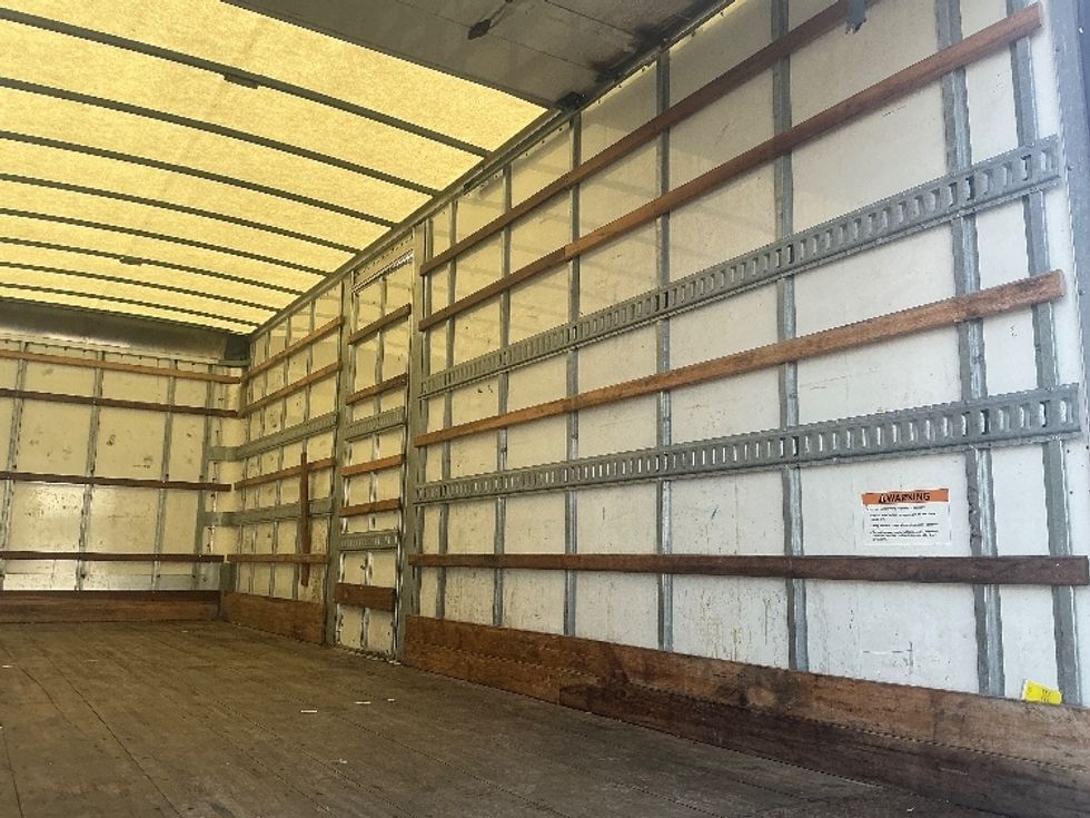 Medium Duty Box Truck-Light and Medium Duty Trucks-Freightliner-2022-M2-Lexington-KY-170,921\n\t\tmiles-$ 65,750 - Image 12