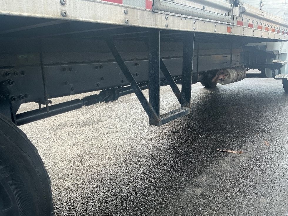 Medium Duty Box Truck-Light and Medium Duty Trucks-Freightliner-2022-M2-Lexington-KY-170,921\n\t\tmiles-$ 65,750 - Image 14