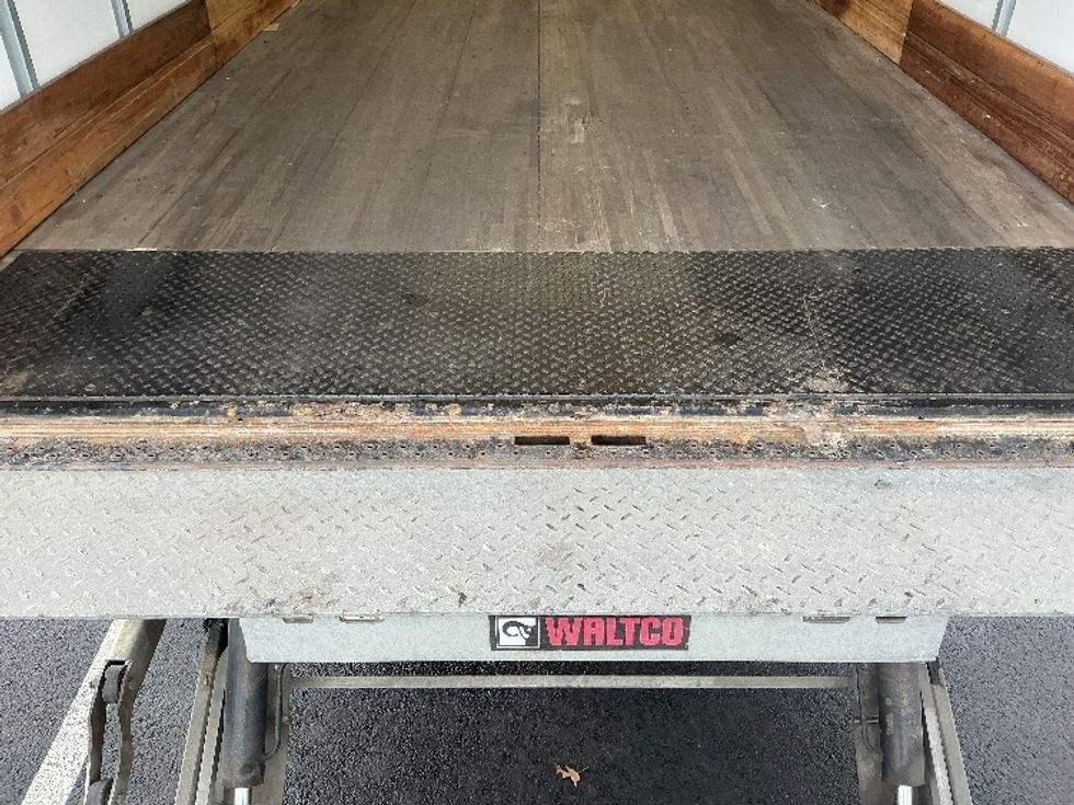 Medium Duty Box Truck-Light and Medium Duty Trucks-Freightliner-2022-M2-Lexington-KY-71,408\n\t\tmiles-$ 80,500 - Image 10