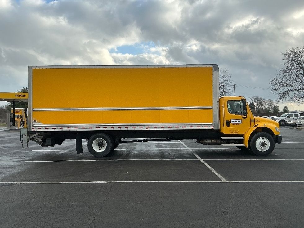 Medium Duty Box Truck-Light and Medium Duty Trucks-Freightliner-2022-M2-Lexington-KY-71,408\n\t\tmiles-$ 80,500 - Image 15