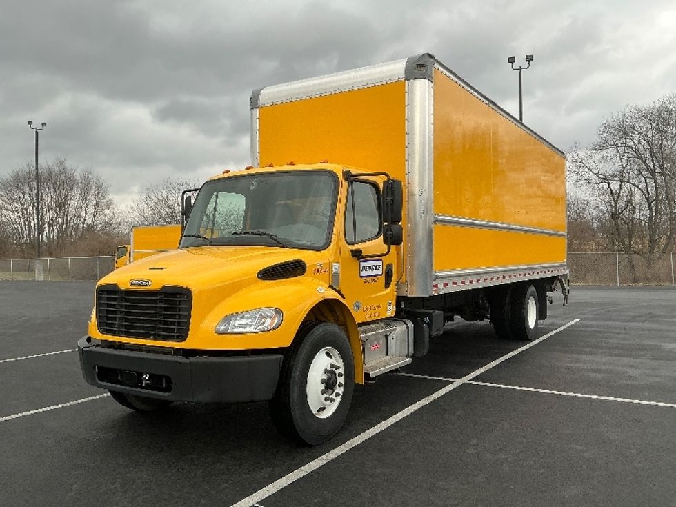 Medium Duty Box Truck-Light and Medium Duty Trucks-Freightliner-2022-M2-Lexington-KY-71,408\n\t\tmiles-$ 80,500 - Image 3
