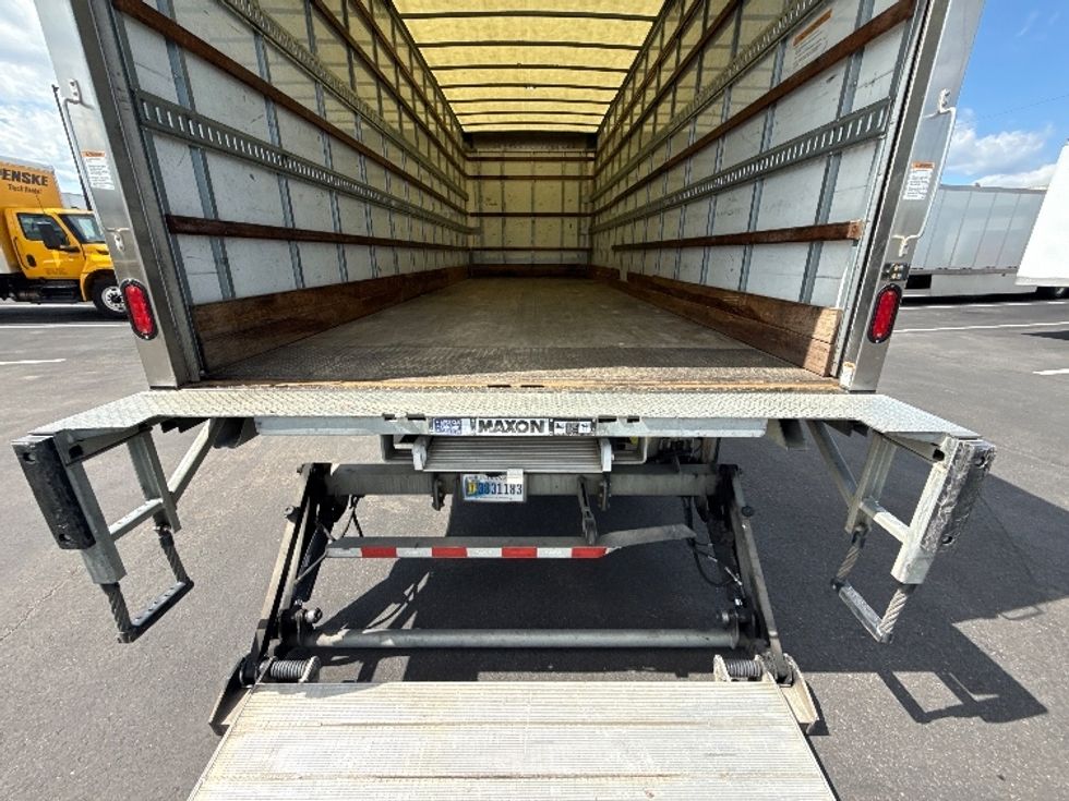 Medium Duty Box Truck-Light and Medium Duty Trucks-Freightliner-2022-M2-Linden-NJ-233,224\n\t\tmiles-$ 57,250 - Image 10